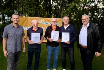 Freie Wähler Mühlhausen feiern Sommerfest und ehren langjähriges Engagement