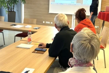 Step by Step ging’s zur App beim digitalen Workshop im Bürgerhaus